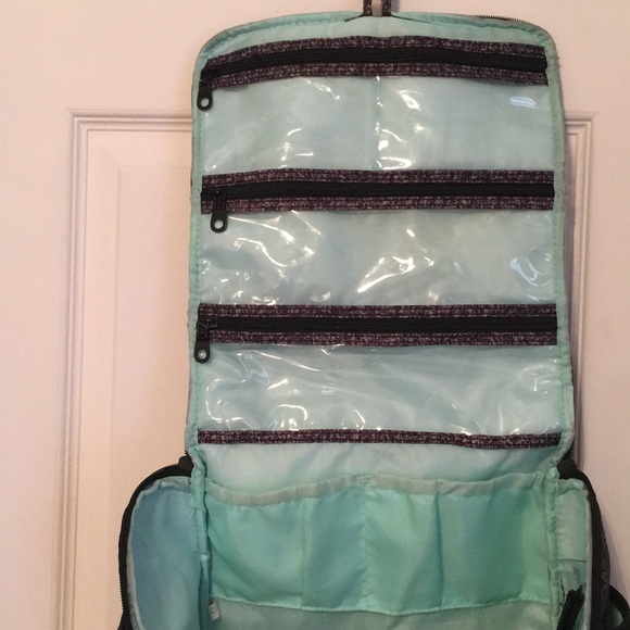 Like brand new travel cosmetics bag - Picture 6 of 10